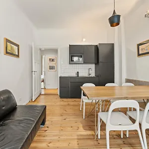 Apartament Mooeve Friedrichs Mid, Berlin